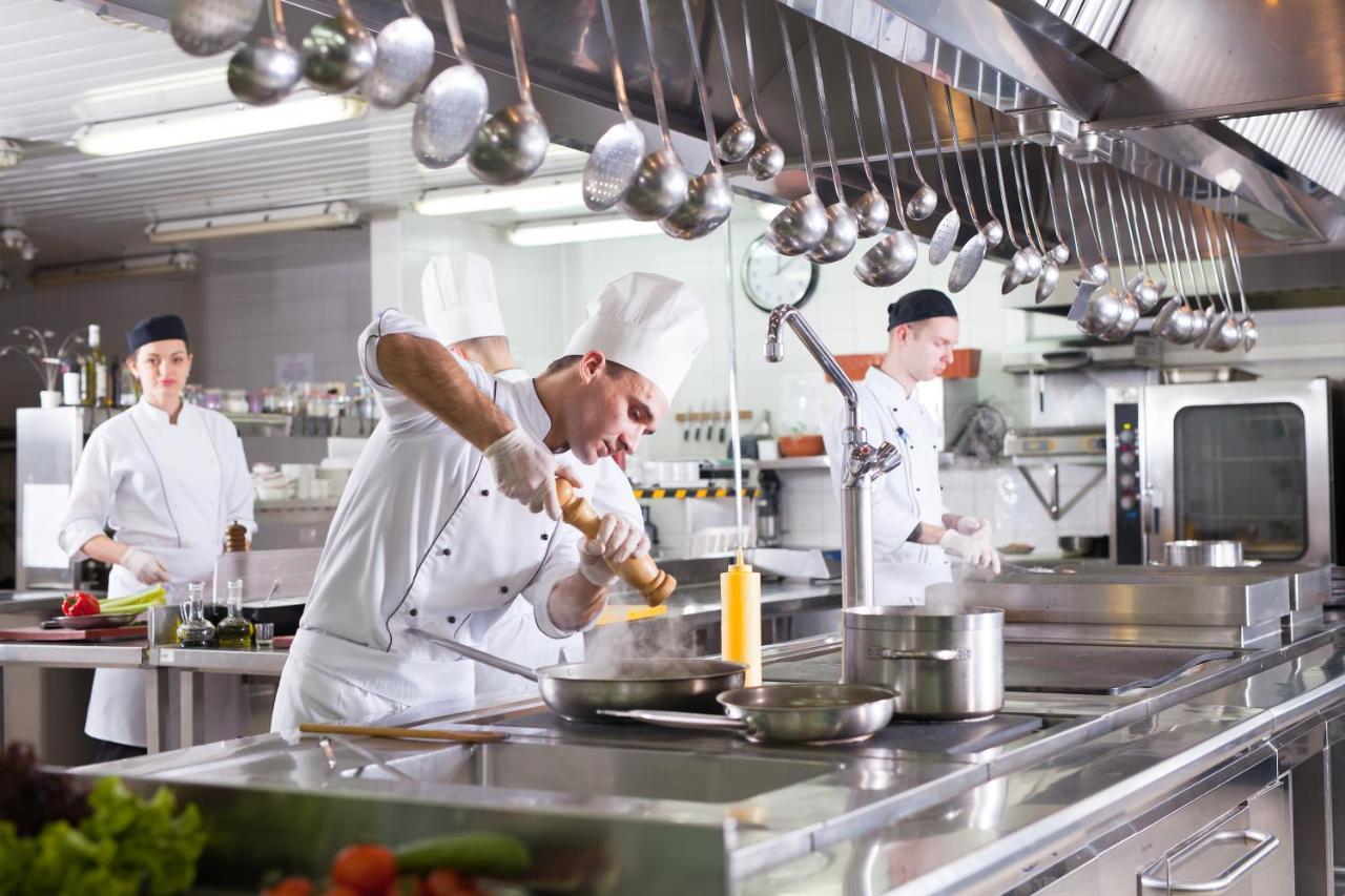 Hotel Elefantino Grey - Free Breakfast & Brunch Until 13-00 - Vicinissimi A Mirabilandia Milano Marittima Exterior foto