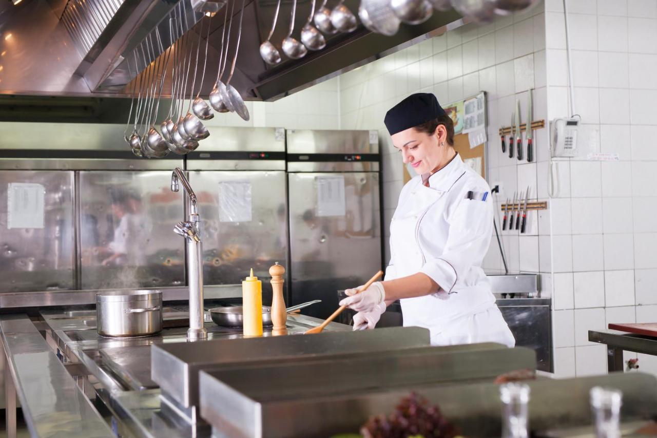 Hotel Elefantino Grey - Free Breakfast & Brunch Until 13-00 - Vicinissimi A Mirabilandia Milano Marittima Exterior foto